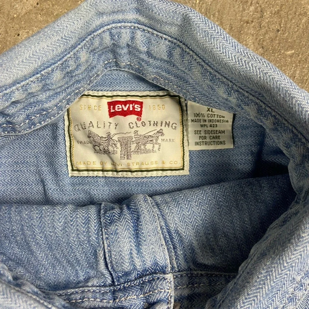 Vintage 80s Levi's Popover Shirt Size XL Blue Herringbone Pullover Workwear
